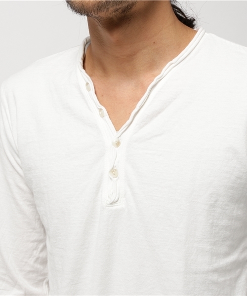 quadro（クオドロ）の「ラフィー天竺Vヘンリーネックtee（Tシャツ/カットソー・メンズ・杢グレー/ホワイト/モスグリーン/ネイビー/チャコールグレー/グレー・MEDIUM/LARGE）」の9枚目の写真