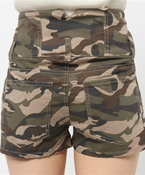 VENCEEXCHANGE(ヴァンスエクスチェンジ)の「迷彩柄ハイウエストショートパンツ (その他パンツ・レディース・ダークグリーン・SMALL/MEDIUM)」の6枚目の写真