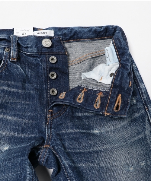 MOUSSY（マウジー）の「MV Crescent Tapered（デニムパンツ・レディース・ブルー・27inch/26inch/24inch/23inch/25inch）」の11枚目の写真