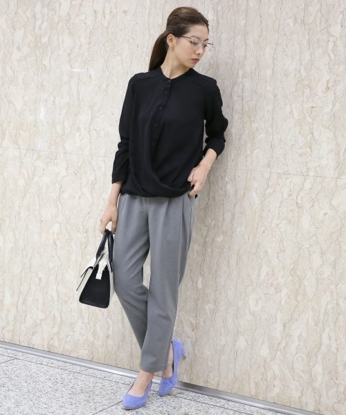 LEPSIM(レプシィム)の「カシュクールブラウスLS 738973(シャツ/ブラウス・レディース・オフホワイト/ブラック/グレー・MEDIUM/LARGE)」の4枚目の写真