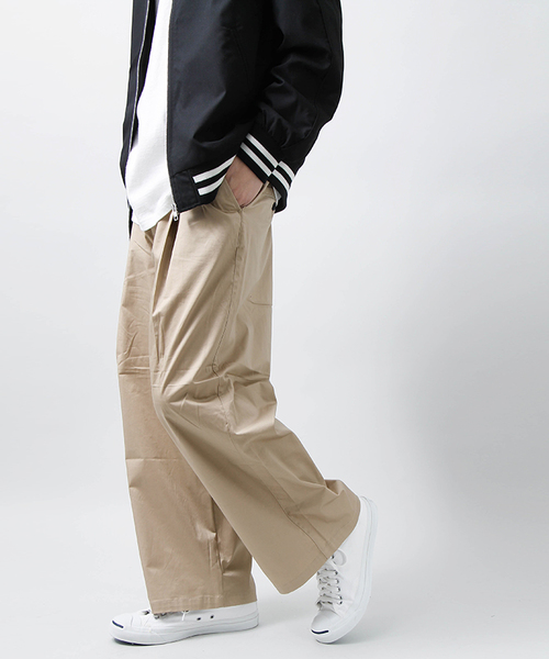 WEGO(ウィゴー)の「WEGO/ストレッチサテンバギーパンツ(チノパンツ・メンズ・ネイビー/ベージュ・LARGE/MEDIUM)」の5枚目の写真