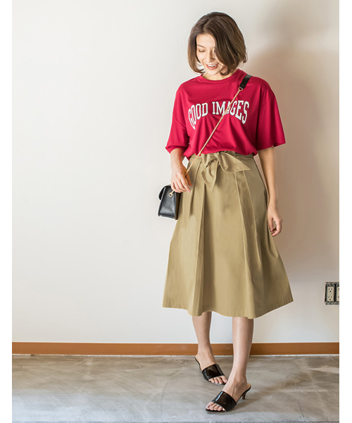 Re:EDIT（リエディ）の「[ウエストリボンがスタイリングのアクセントに。]ウエストリボンフレアスカートボトムス/スカート/膝丈・ミモレ丈（51～65cm）[リエディ]（スカート・レディース・ブルー/ネイビー/レッド/グリーン/ベージュ/マスタード・SMALL/LARGE/MEDIUM）」の17枚目の写真