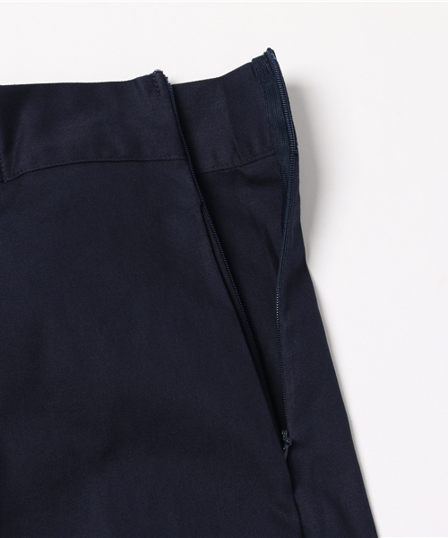 Re:EDIT（リエディ）の「[ウエストリボンがスタイリングのアクセントに。]ウエストリボンフレアスカートボトムス/スカート/膝丈・ミモレ丈（51～65cm）[リエディ]（スカート・レディース・ブルー/ネイビー/レッド/グリーン/ベージュ/マスタード・SMALL/LARGE/MEDIUM）」の7枚目の写真