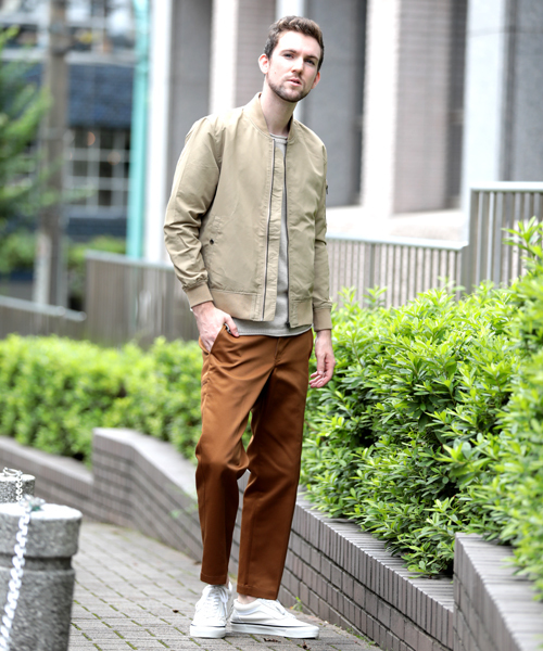 Denime（ドゥニーム）の「MA-1ブルゾン（MA-1・メンズ・ブラック/ベージュ・LARGE/MEDIUM/X-LARGE）」の15枚目の写真