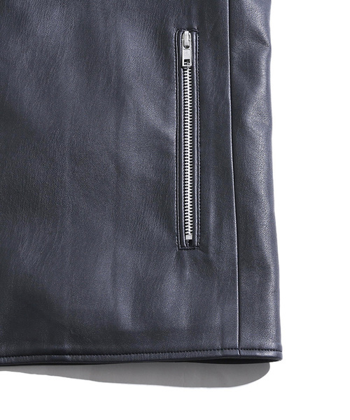 WEGO（ウィゴー）の「WEGO/フェイクレザーフードライダースジャケット（ライダースジャケット・メンズ・ブラック・MEDIUM/LARGE）」の2枚目の写真