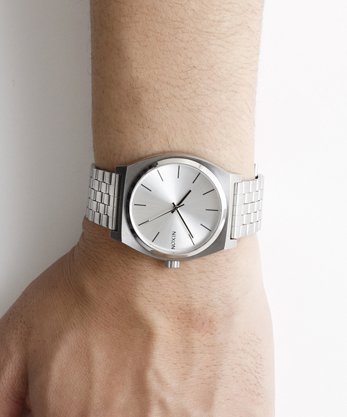 NIXON（ニクソン）の「THE TIME TELLER（アナログ腕時計・メンズ・ブラック/ホワイト/グリーン/ゴールド系その他/ガンメタ/その他1/シルバー/その他2/パープル/その他3/その他4/その他5/その他6/その他7/ブルー・FREE）」の7枚目の写真