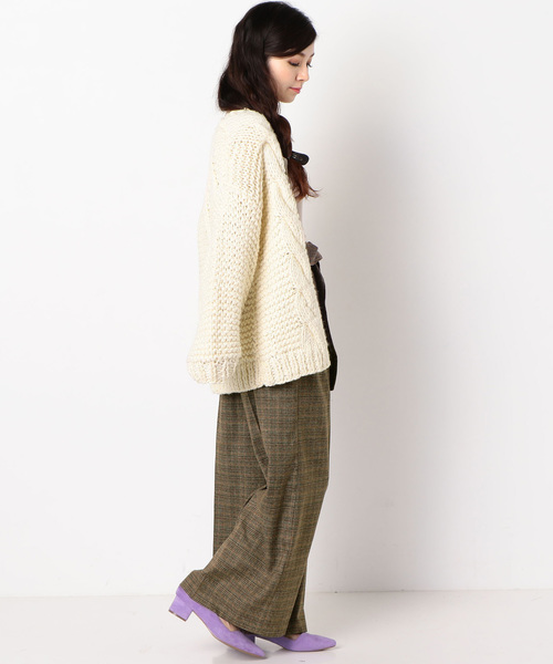 archives（アルシーヴ）の「ハンドメイドケーブルカーディガン（カーディガン/ボレロ・レディース・ブラック/ベージュ/アイボリー・MEDIUM）」の7枚目の写真