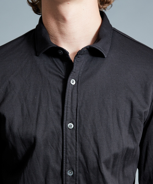 5351 POUR LES HOMMES（ゴーサンゴーイチプールオム）の「ヘリンボーンジャージーシャツ（シャツ/ブラウス・メンズ・ブラック・44/46/48/50）」の6枚目の写真