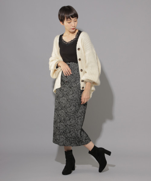 PAGEBOY（ページボーイ）の「ペイズリーチェックナロースカート（スカート・レディース・チャコールグレー/ブラック・SMALL/MEDIUM）」の5枚目の写真