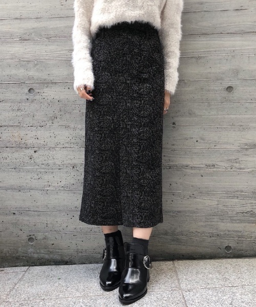 PAGEBOY（ページボーイ）の「ペイズリーチェックナロースカート（スカート・レディース・チャコールグレー/ブラック・SMALL/MEDIUM）」の21枚目の写真