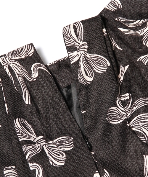 dazzlin（ダズリン）の「ﾘﾎﾞﾝﾌﾟﾘﾝﾄｽｶｰﾄ（スカート・レディース・ベージュ/ブラック/ネイビー・MEDIUM/SMALL）」の10枚目の写真