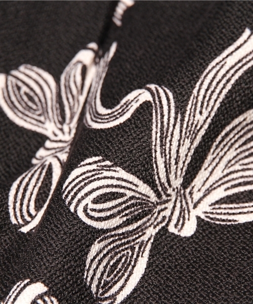 dazzlin（ダズリン）の「ﾘﾎﾞﾝﾌﾟﾘﾝﾄｽｶｰﾄ（スカート・レディース・ベージュ/ブラック/ネイビー・MEDIUM/SMALL）」の11枚目の写真