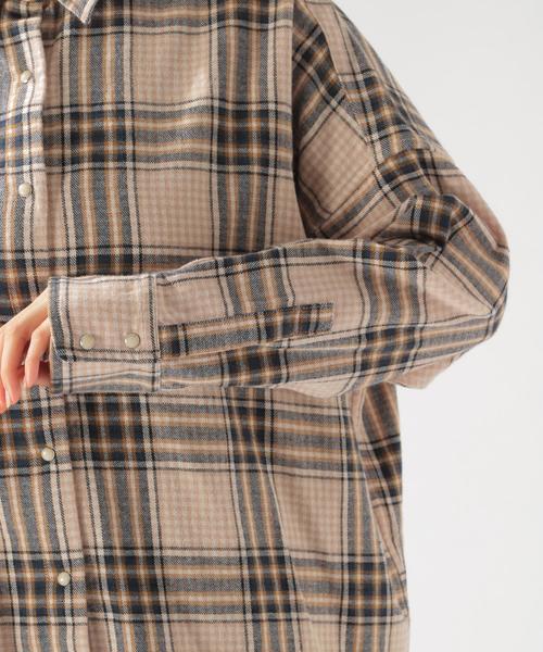 BAYFLOW（ベイフロー）の「チェックネルシャツ（シャツ/ブラウス・レディース・チャコール/ベージュ/パープル・SMALL/MEDIUM）」の7枚目の写真