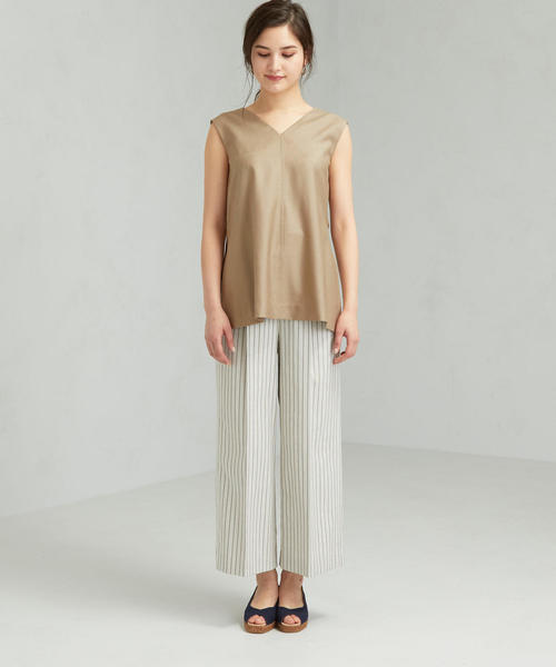 green label relaxing（グリーンレーベルリラクシング）の「CS スラブ Vネック ノースリーブ ブラウス（シャツ/ブラウス・レディース・ベージュ/レッド/ブラック・FREE）」の13枚目の写真