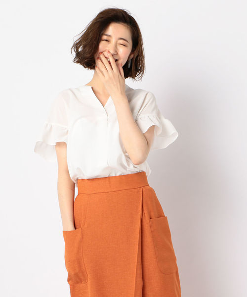 NOLLEY’S（ノーリーズ）の「[新色追加]フリル袖スキッパーブラウス（シャツ/ブラウス・レディース・ブラック/ミント/オフホワイト/オリーブ・36/38）」の2枚目の写真