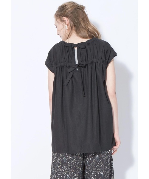 シロップ．（シロップ．）の「たっぷり後ろギャザーの麻混チュニックトップス（チュニック・レディース・ブラック/グレー・SMALL/MEDIUM/LARGE/X-LARGE/XX-LARGE）」の3枚目の写真