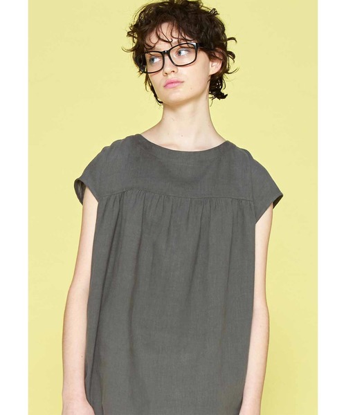 シロップ．（シロップ．）の「たっぷり後ろギャザーの麻混チュニックトップス（チュニック・レディース・ブラック/グレー・SMALL/MEDIUM/LARGE/X-LARGE/XX-LARGE）」の9枚目の写真