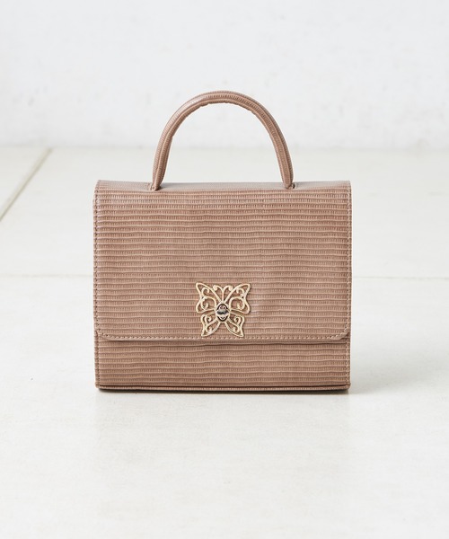 one after another NICE CLAUP（ワンアフターアナザーナイスクラップ）の「バタフライスクエアバッグ（ショルダーバッグ・レディース・ブラウン/ベージュ/ゴールド・FREE）」の19枚目の写真