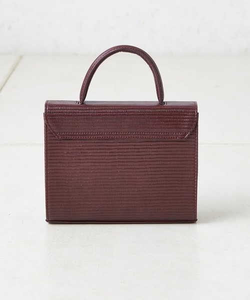 one after another NICE CLAUP（ワンアフターアナザーナイスクラップ）の「バタフライスクエアバッグ（ショルダーバッグ・レディース・ブラウン/ベージュ/ゴールド・FREE）」の22枚目の写真