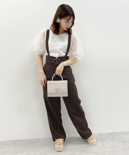 one after another NICE CLAUP（ワンアフターアナザーナイスクラップ）の「バタフライスクエアバッグ（ショルダーバッグ・レディース・ブラウン/ベージュ/ゴールド・FREE）」の5枚目の写真