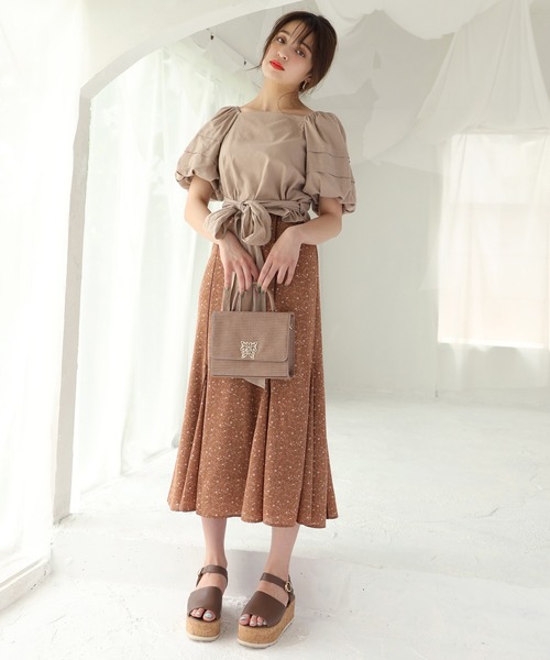 one after another NICE CLAUP（ワンアフターアナザーナイスクラップ）の「バタフライスクエアバッグ（ショルダーバッグ・レディース・ブラウン/ベージュ/ゴールド・FREE）」の12枚目の写真