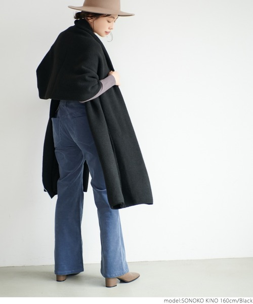 coca（coca）（コカ）の「着られるブランケットニットショール（ストール/ショール・レディース・チャコールグレー/グレー/ベージュ/ブラック・ONE SIZE）」の15枚目の写真