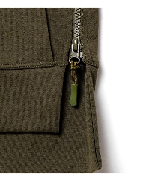 APPLEBUM(アップルバム)の「Elite Performance Parka(パーカー・メンズ・ブラック/ネイビー/カーキ・SMALL/MEDIUM/LARGE/X-LARGE/XX-LARGE)」の10枚目の写真