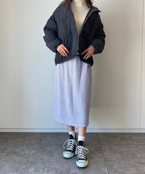 earth music&ecology(アースミュージックアンドエコロジー)の「パウダー綿ショートブルゾン *(ブルゾン・レディース・ピンク/ミント/サックスブルー/アイボリー/ブラック/ベージュ・M/L)」の12枚目の写真