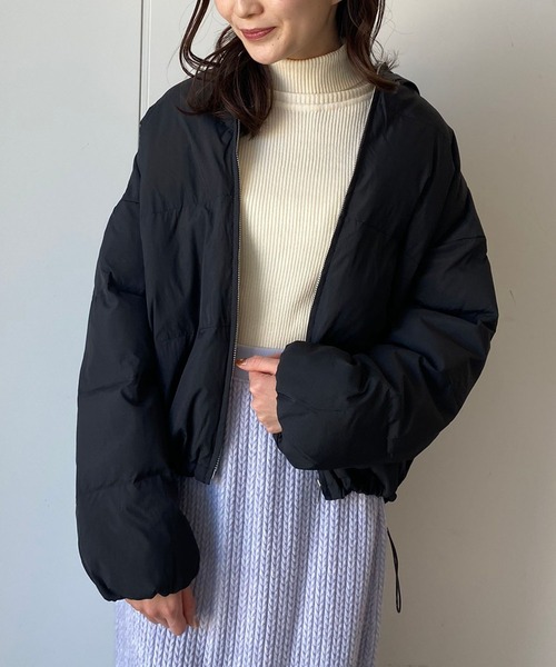 earth music&ecology(アースミュージックアンドエコロジー)の「パウダー綿ショートブルゾン *(ブルゾン・レディース・ピンク/ミント/サックスブルー/アイボリー/ブラック/ベージュ・M/L)」の9枚目の写真