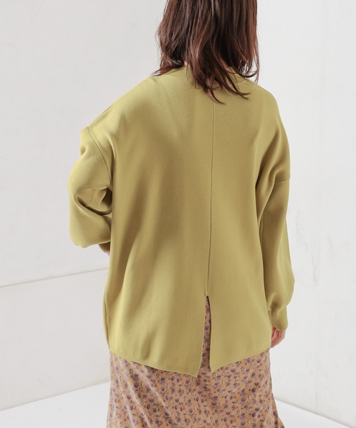 natural couture(ナチュラルクチュール)の「バックスリットハイネックニット(ニット/セーター・レディース・ブラック/オフホワイト/イエロー/ミント/ラベンダー・FREE)」の21枚目の写真
