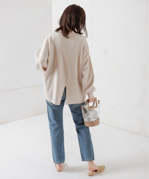 natural couture(ナチュラルクチュール)の「バックスリットハイネックニット(ニット/セーター・レディース・ブラック/オフホワイト/イエロー/ミント/ラベンダー・FREE)」の8枚目の写真