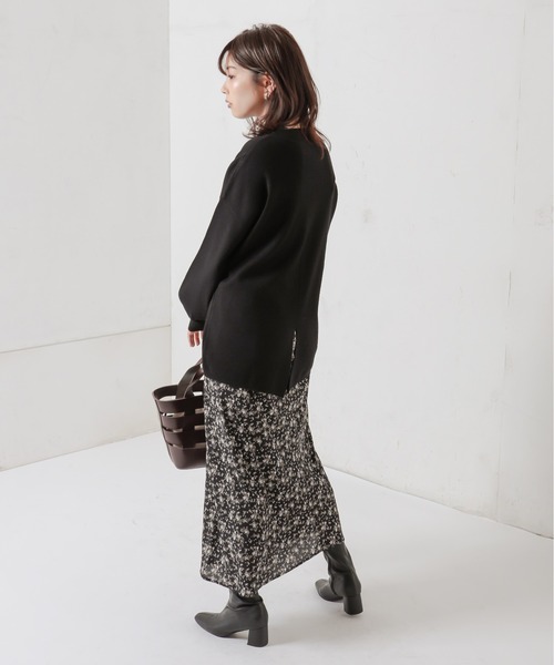 natural couture(ナチュラルクチュール)の「バックスリットハイネックニット(ニット/セーター・レディース・ブラック/オフホワイト/イエロー/ミント/ラベンダー・FREE)」の12枚目の写真