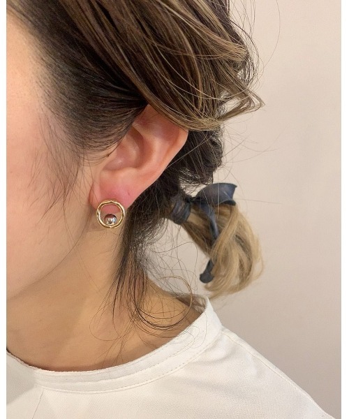 mou（モウ）の「ポストボールサークルピアス（ピアス（両耳用）・レディース・シルバー/ゴールド・FREE）」の6枚目の写真