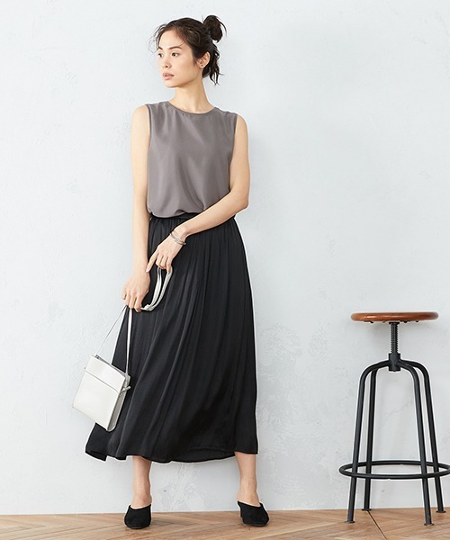 COMME CA ISM(コムサイズム)の「〈ウエストゴム〉ヴィンテージサテン ラップ風パンツ(その他パンツ・レディース・ブラック/ピンク系その他・SMALL/MEDIUM/LARGE/X-LARGE)」の11枚目の写真