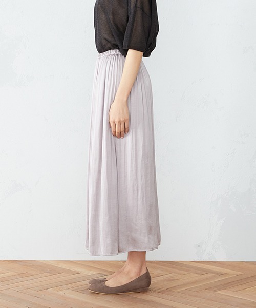 COMME CA ISM(コムサイズム)の「〈ウエストゴム〉ヴィンテージサテン ラップ風パンツ(その他パンツ・レディース・ブラック/ピンク系その他・SMALL/MEDIUM/LARGE/X-LARGE)」の8枚目の写真