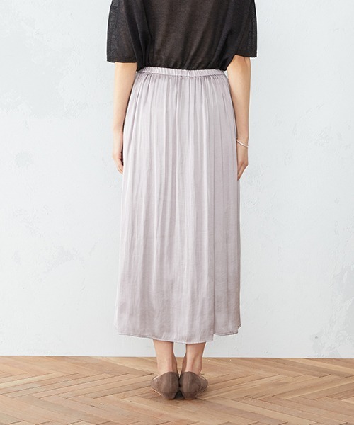 COMME CA ISM(コムサイズム)の「〈ウエストゴム〉ヴィンテージサテン ラップ風パンツ(その他パンツ・レディース・ブラック/ピンク系その他・SMALL/MEDIUM/LARGE/X-LARGE)」の6枚目の写真