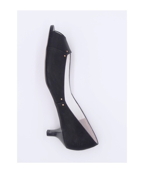 LANVIN collection(ランバン コレクション)の「オープントゥパンプス(パンプス・レディース・ベージュ/ブラック/プラチナム・23.5cm/22.5cm/23.0cm/24.0cm/22.0cm/24.5cm)」の7枚目の写真