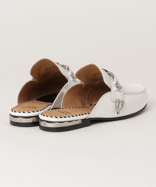 TOGA PULLA(トーガ プルラ)の「TOGA PULLA "WHITE POLID”シューズ(パンプス・レディース・ホワイト・38/37/36)」の9枚目の写真