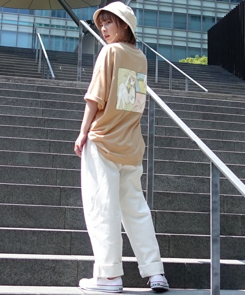 anown（アノン）の「オーバーサイズ 花刺繍 バックイラストプリント 半袖カットソー Tシャツ【イラストレーターden×anown 限定コラボ】（Tシャツ/カットソー・レディース・ベージュ/オフホワイト/チャコール・FREE）」の22枚目の写真