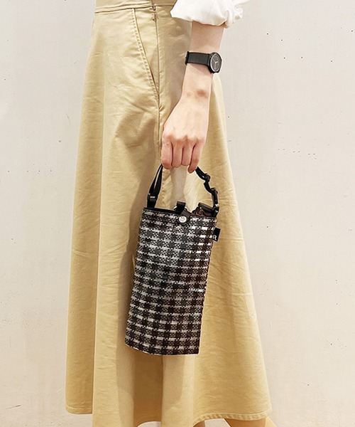 ROOTOTE(ルートート)の「ルートート / 折り畳み傘用トート SN.CASA.オリ-A(折りたたみ傘・レディース・ホワイト/ブラック/シルバー/イエロー/オレンジ/ブルー/クリアブラック・FREE)」の4枚目の写真