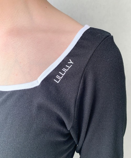lilLilly（リルリリー）の「サイドハートトップス（Tシャツ/カットソー・レディース・アイボリー/ブラック×ホワイト/ブラック×ブラック/ミント/ピンク・FREE）」の9枚目の写真