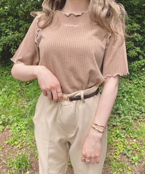 nemne store(ネンネストア)の「風に揺られるメロウ入りテレコ刺繍プルオーバー(Tシャツ/カットソー・レディース・オフホワイト/アイボリー/モカ・フリー)」の3枚目の写真