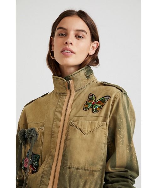 Desigual(デシグアル)の「蝶々刺繍 ミリタリーモッズジャケット(パーカー・レディース・グリーン・2L/S/M/L)」の8枚目の写真
