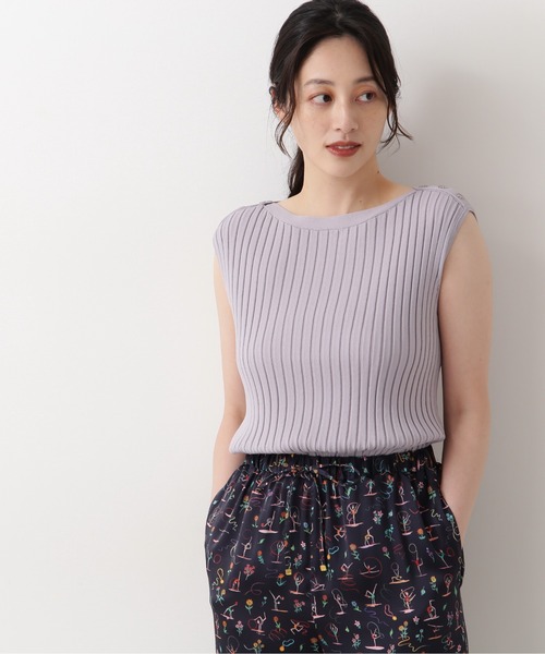 NATURAL BEAUTY BASIC（ナチュラルビューティーベーシック）の「ショルダー釦リブニット（ニット/セーター・レディース・ブラウン/ラベンダー/ネイビー・MEDIUM）」の3枚目の写真