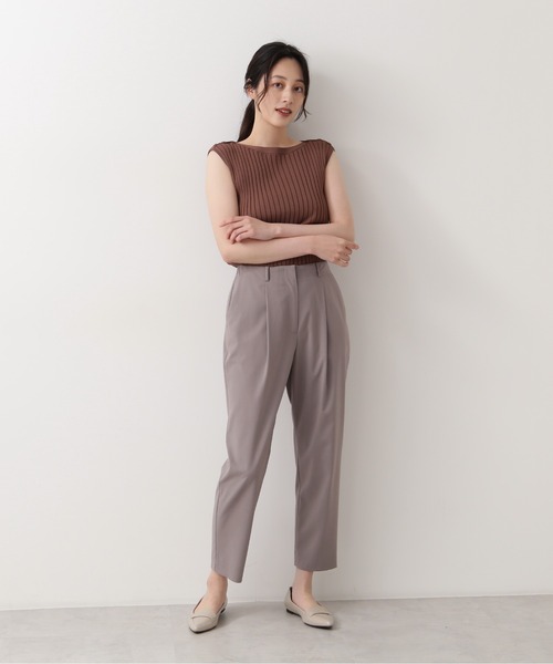 NATURAL BEAUTY BASIC（ナチュラルビューティーベーシック）の「ショルダー釦リブニット（ニット/セーター・レディース・ブラウン/ラベンダー/ネイビー・MEDIUM）」の5枚目の写真