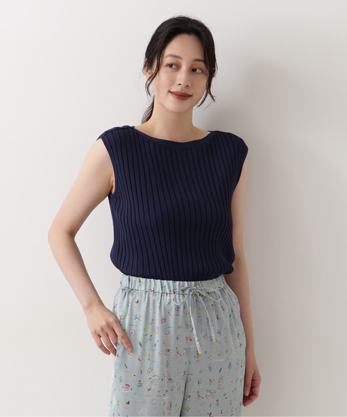 NATURAL BEAUTY BASIC（ナチュラルビューティーベーシック）の「ショルダー釦リブニット（ニット/セーター・レディース・ブラウン/ラベンダー/ネイビー・MEDIUM）」の12枚目の写真