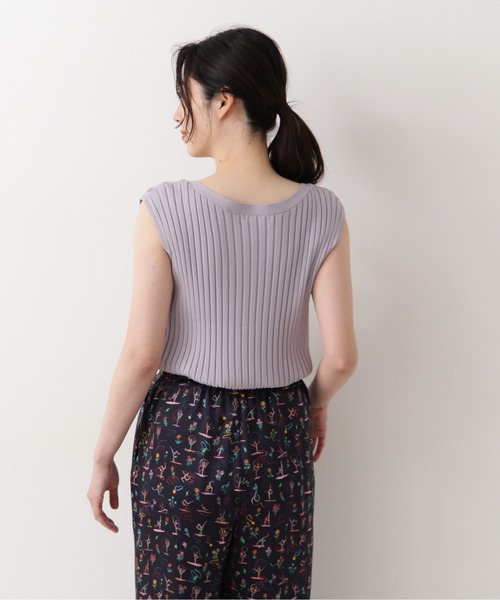 NATURAL BEAUTY BASIC（ナチュラルビューティーベーシック）の「ショルダー釦リブニット（ニット/セーター・レディース・ブラウン/ラベンダー/ネイビー・MEDIUM）」の18枚目の写真