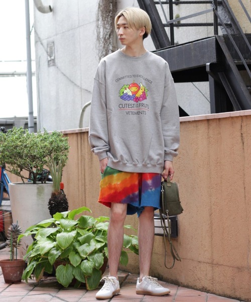 VETEMENTS（ヴェトモン）の「VETEMENTS / ヴェトモン：CUTEST OF THE FRUITS LOGO SWEATSHIRT：UA52TR690[RIP]（スウェット・メンズ・グレー系その他/ホワイト・L/M/S/XL）」の15枚目の写真