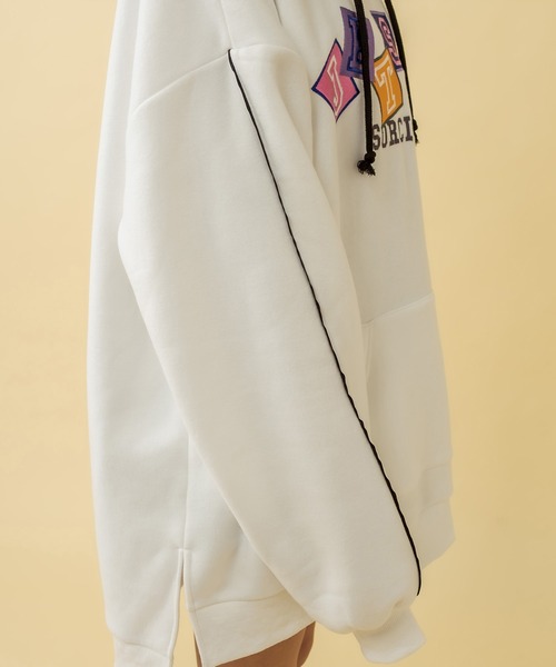 RASVOA（ラスボア）の「パイピングBIGパーカーワンピース（ワンピース・レディース・ブラック/オフホワイト/ブルー・FREE）」の15枚目の写真