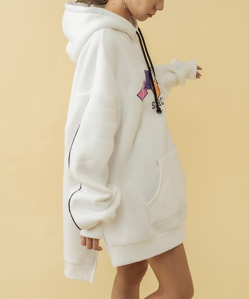 RASVOA（ラスボア）の「パイピングBIGパーカーワンピース（ワンピース・レディース・ブラック/オフホワイト/ブルー・FREE）」の19枚目の写真